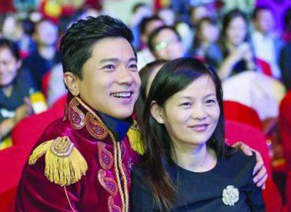 李彥宏與太太